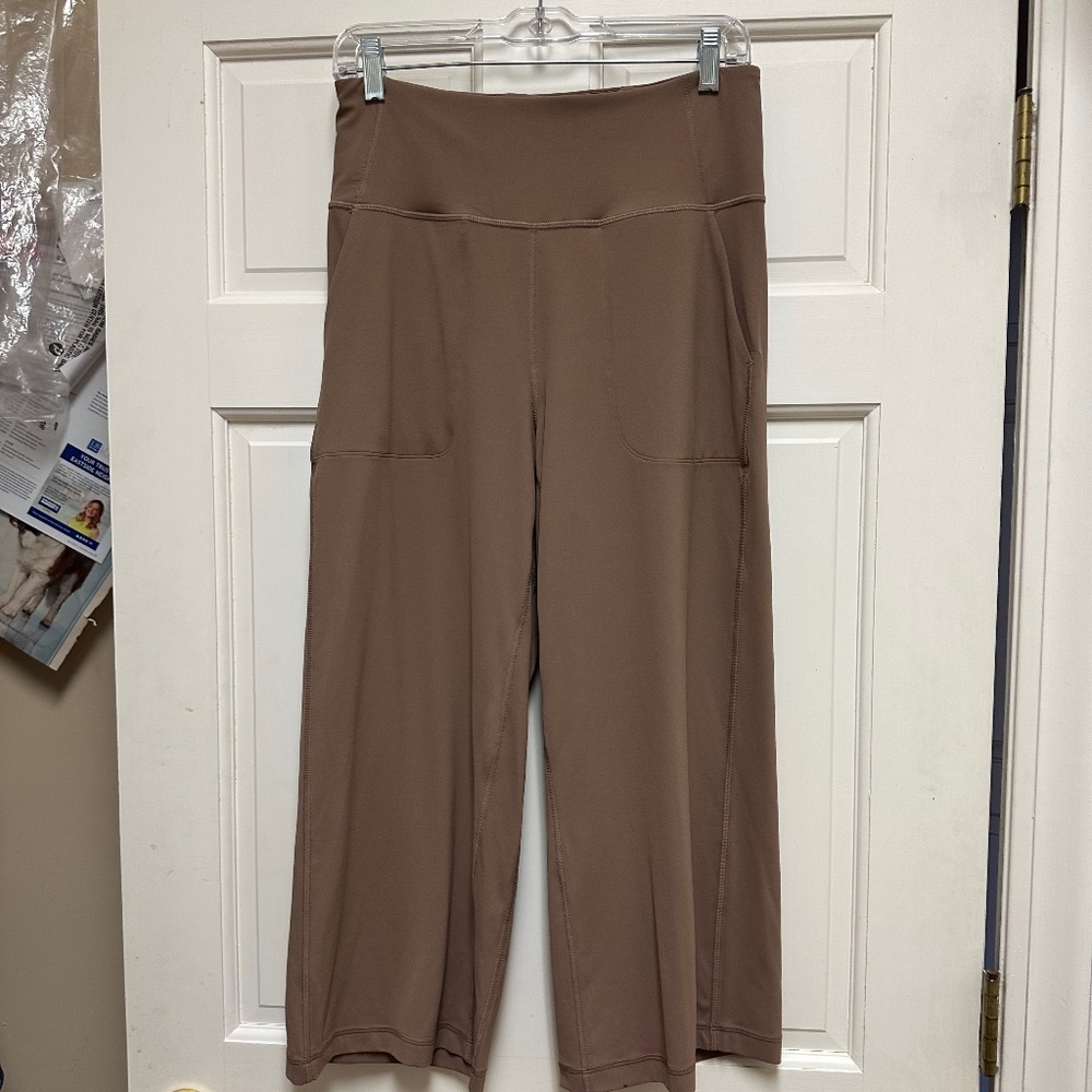 Lululemon Size 10 Wide Leg Pants NWOT